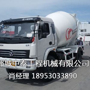 中泰8方攪拌車